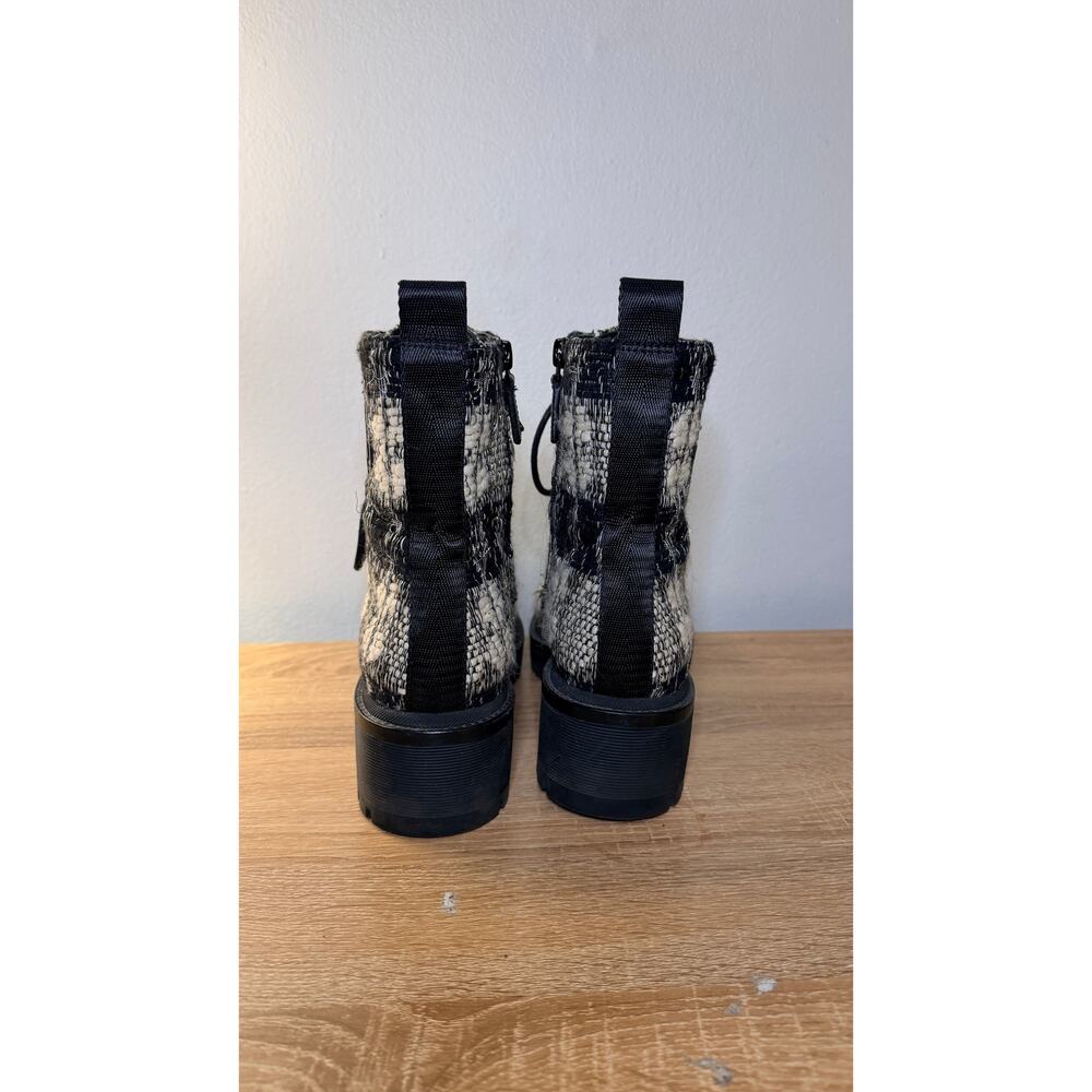Tory Burch Miller Tweed Lug Sole Boots Sz 7M - Picture 4 of 9